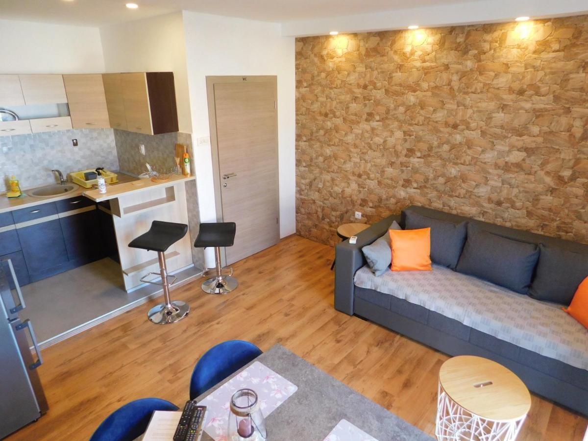 Apartament Jacky / Sea View