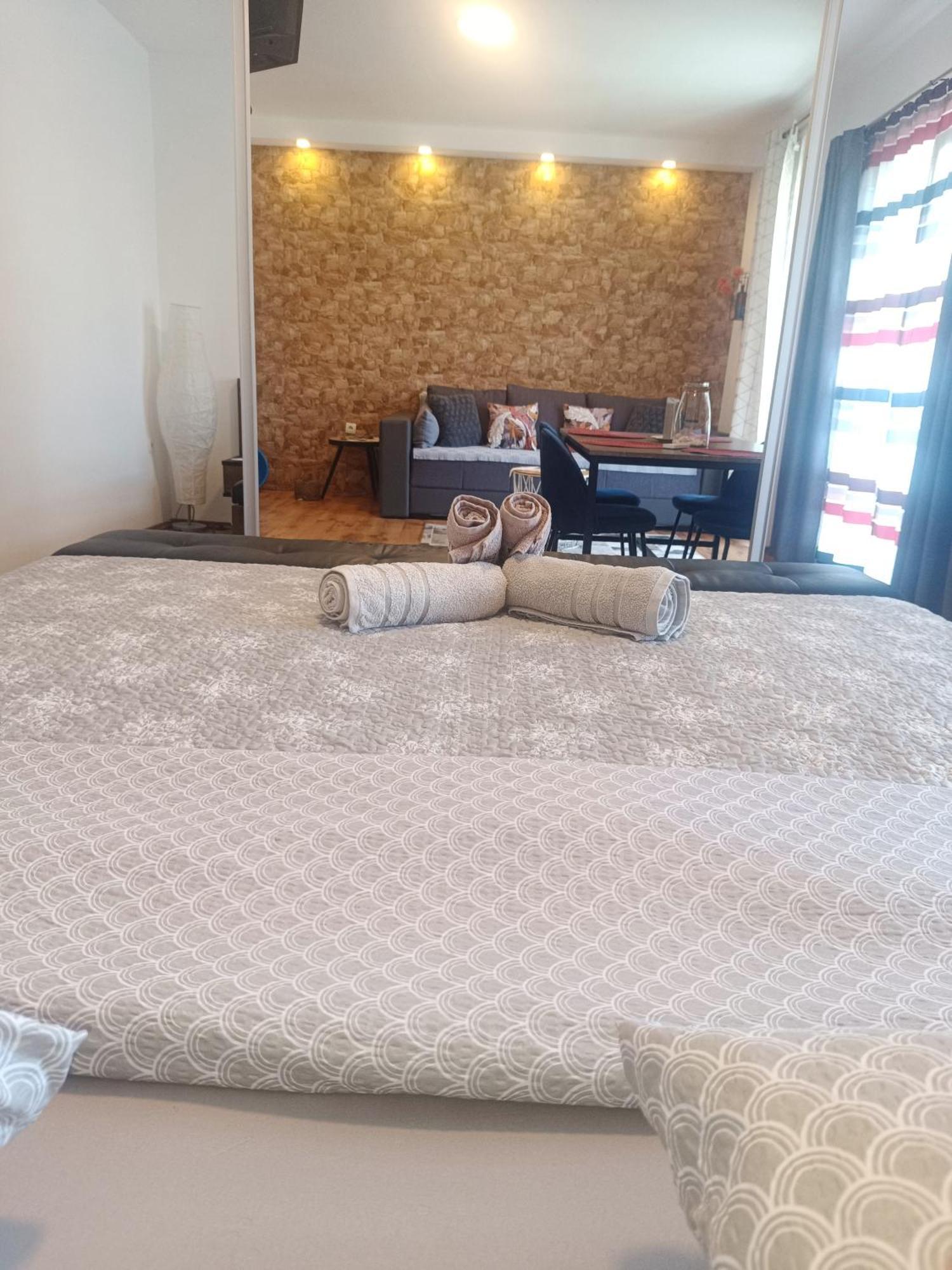 Jacky / Sea View Apartament