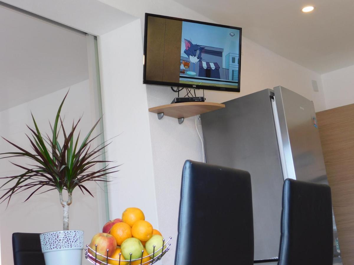 Jacky / Sea View Apartament Makarska